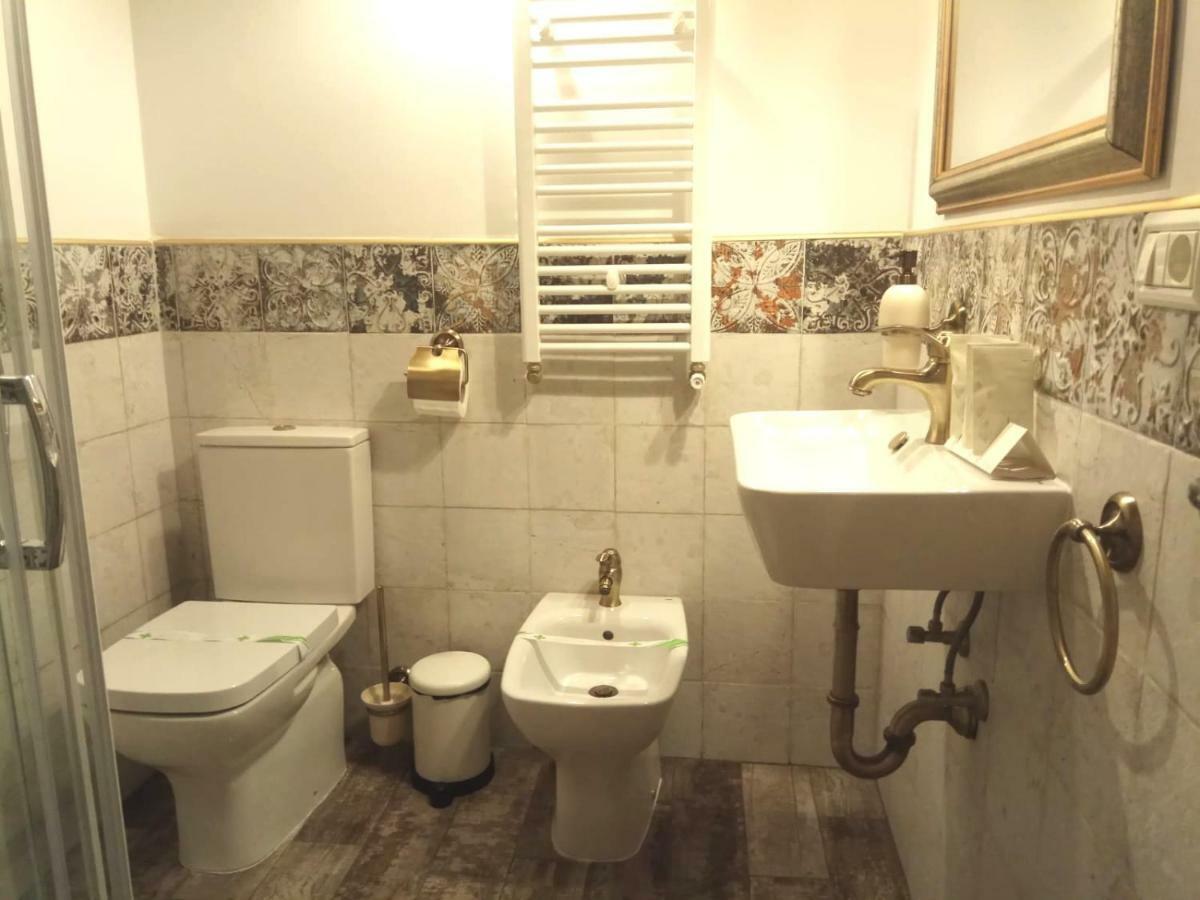 Crown Of Karolina Apartment Brasov Exterior photo